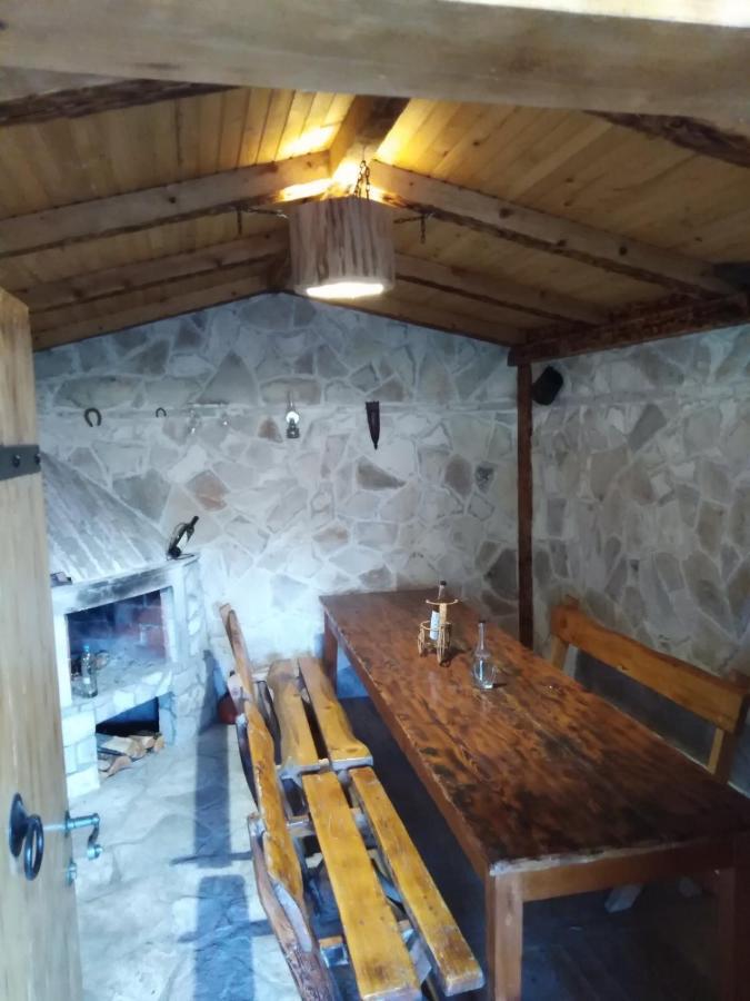 Vinarija "Delmo" Apartments Trebinje Esterno foto