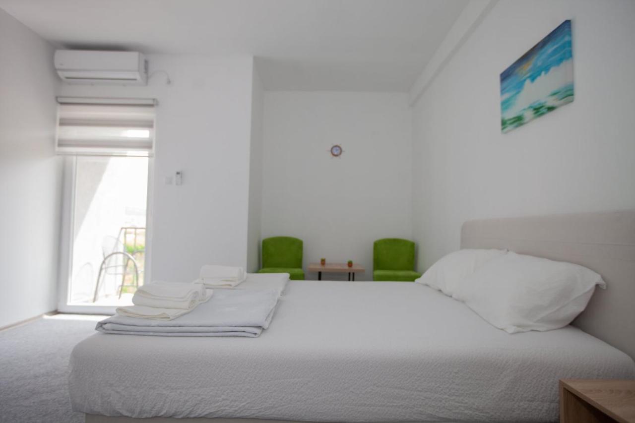 Vinarija "Delmo" Apartments Trebinje Esterno foto