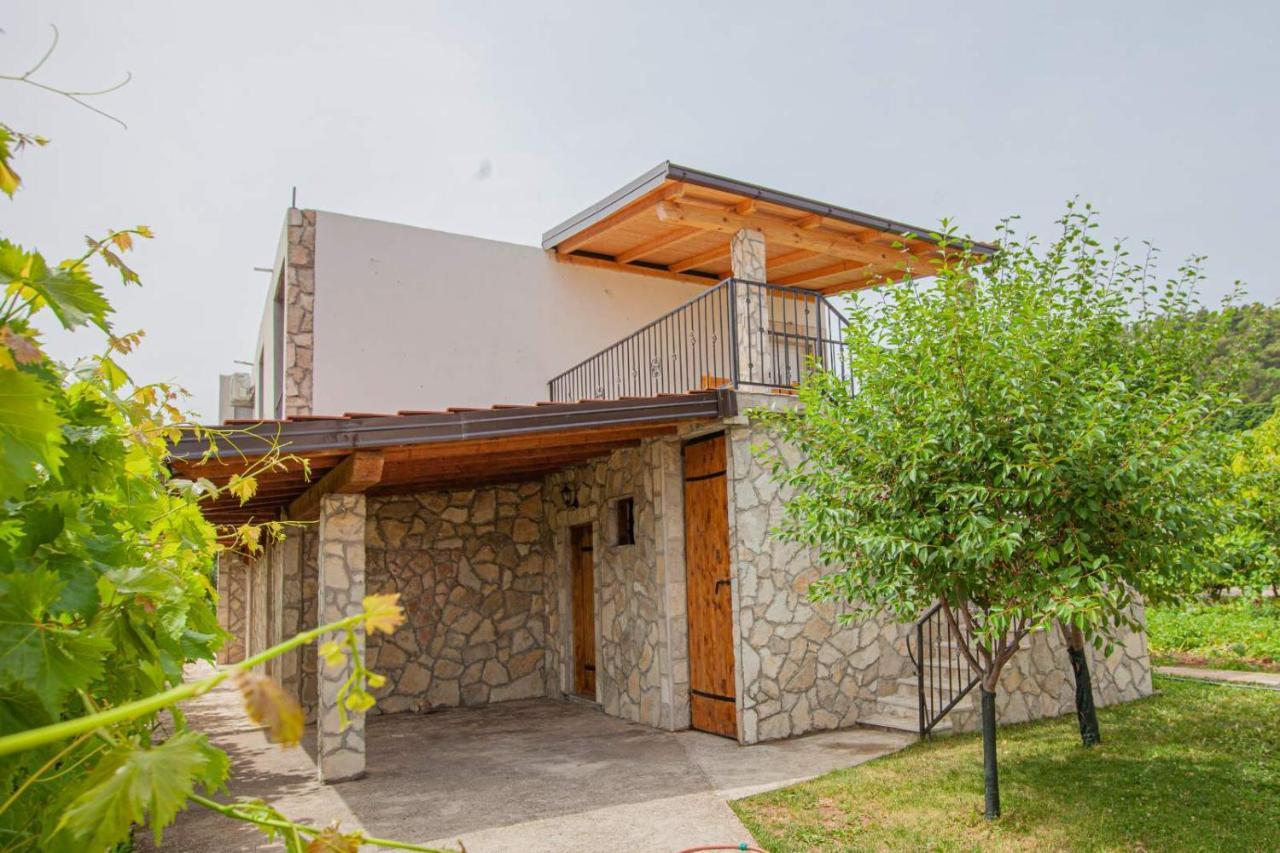 Vinarija "Delmo" Apartments Trebinje Esterno foto