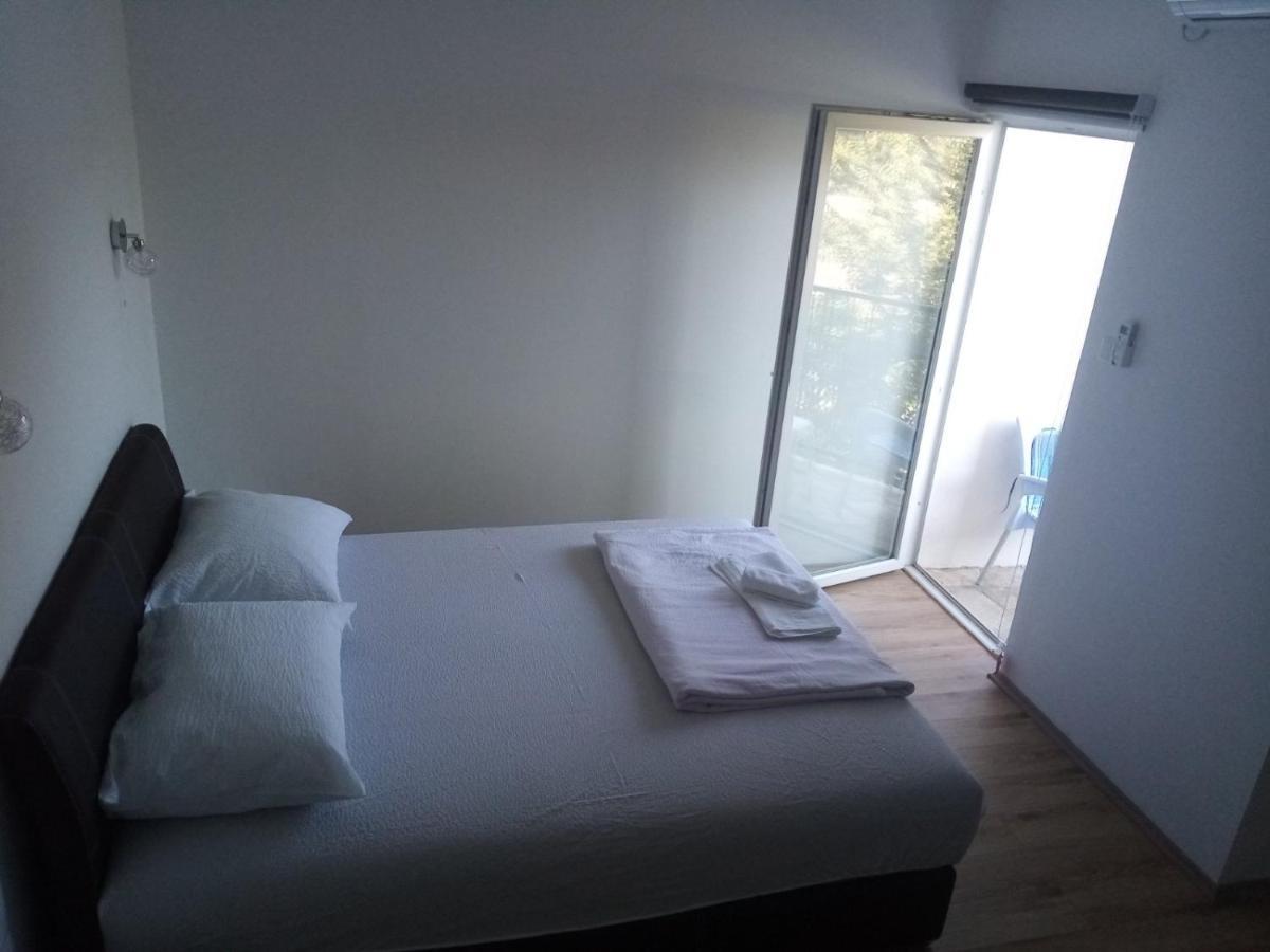 Vinarija "Delmo" Apartments Trebinje Esterno foto