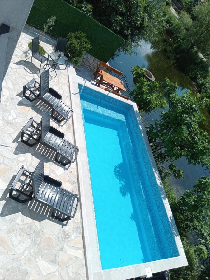 Vinarija "Delmo" Apartments Trebinje Esterno foto